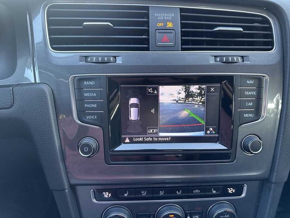 Volkswagen Golf e-Golf      2015