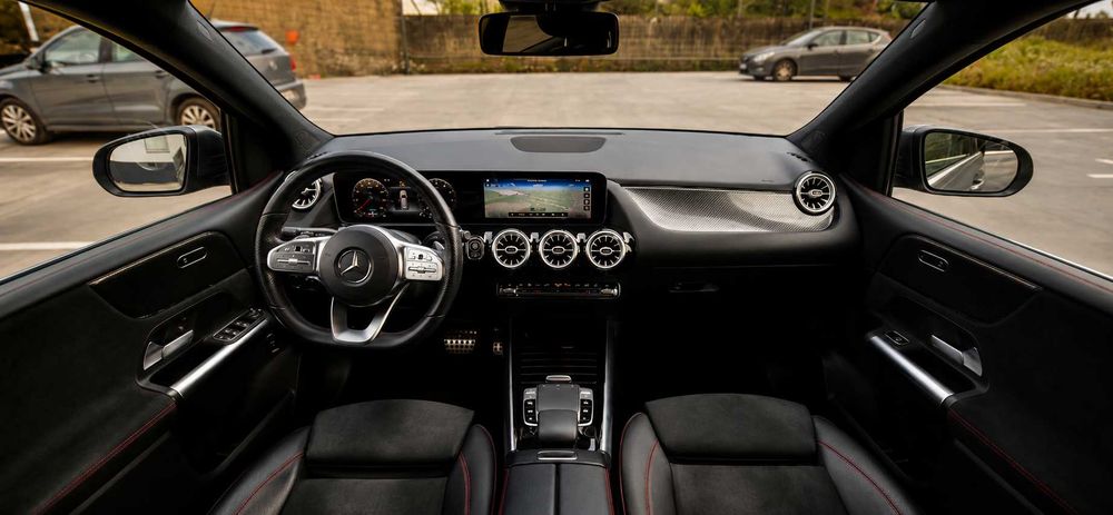 Mercedes-Benz B 180 AMG Line