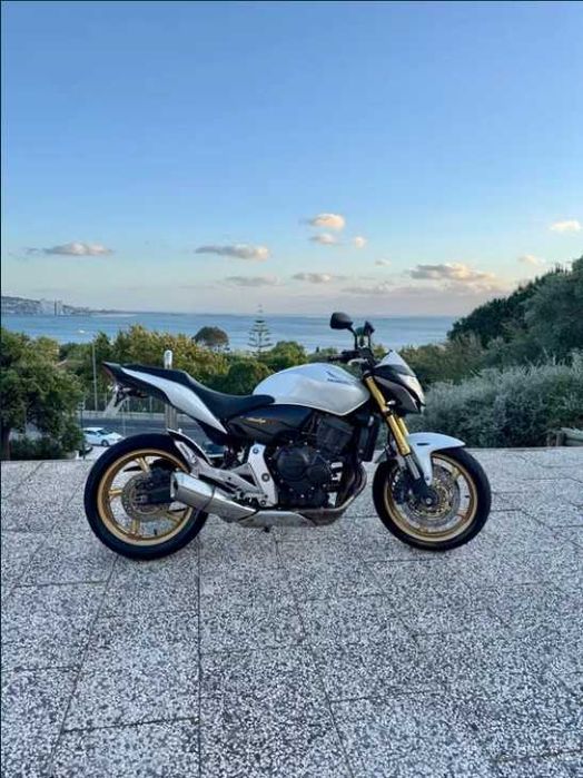 Honda Hornet CB600F 2013 - 39.200 km - Como Nova