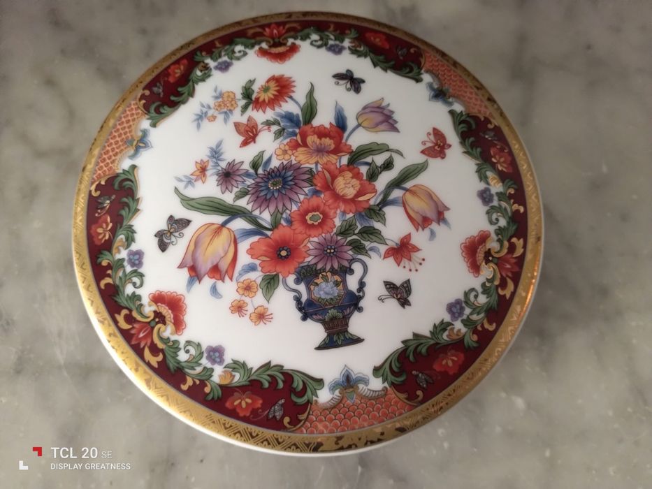 Caixa / porta-jóias em louça japones