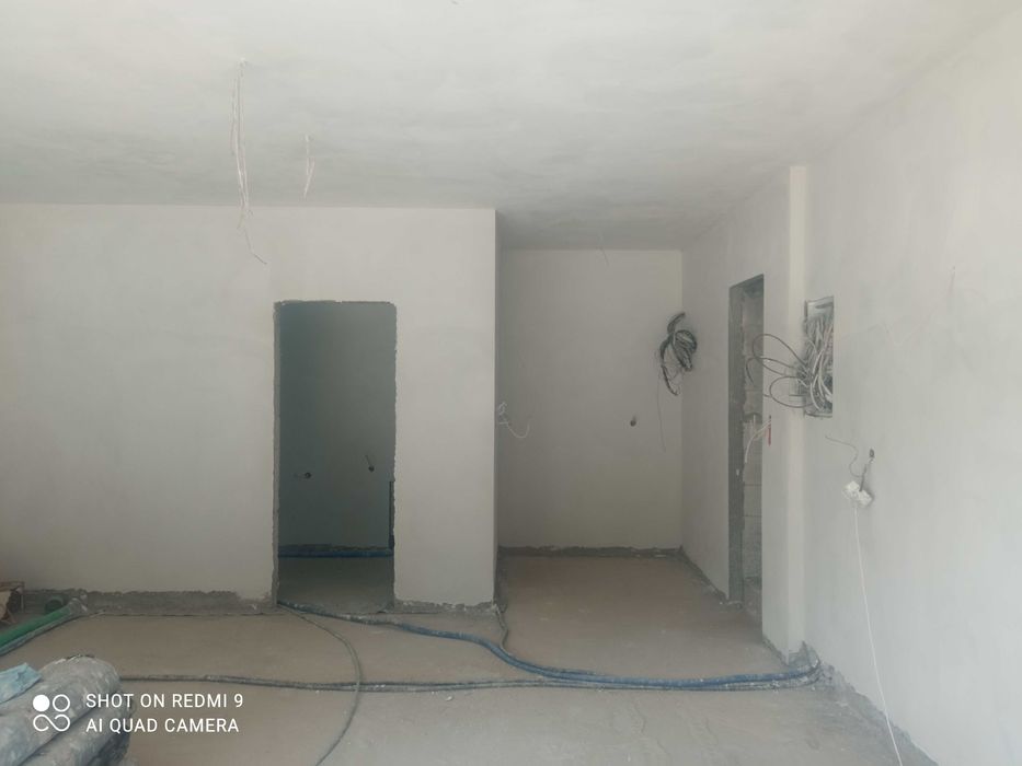 Tynki tradycyjne z betoniarki cementowo-wapienne