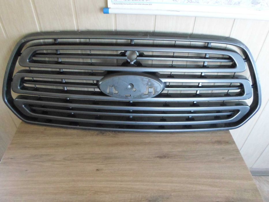 Ford Transit MK8 - gril, atrapa chłodnicy
