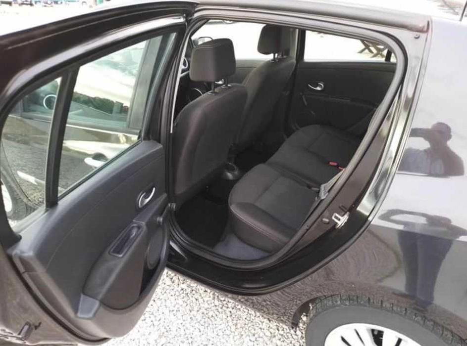 Renault Clio III 1.2 16V 2010, gasolina, 158.896 km, com GPS TomTom