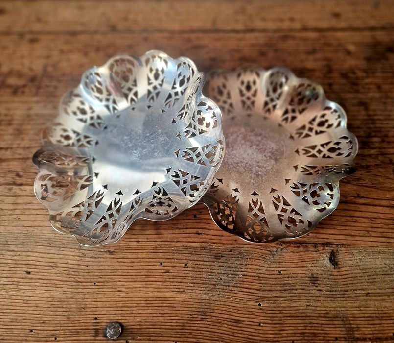 Conjunto de 2 taças prateadas