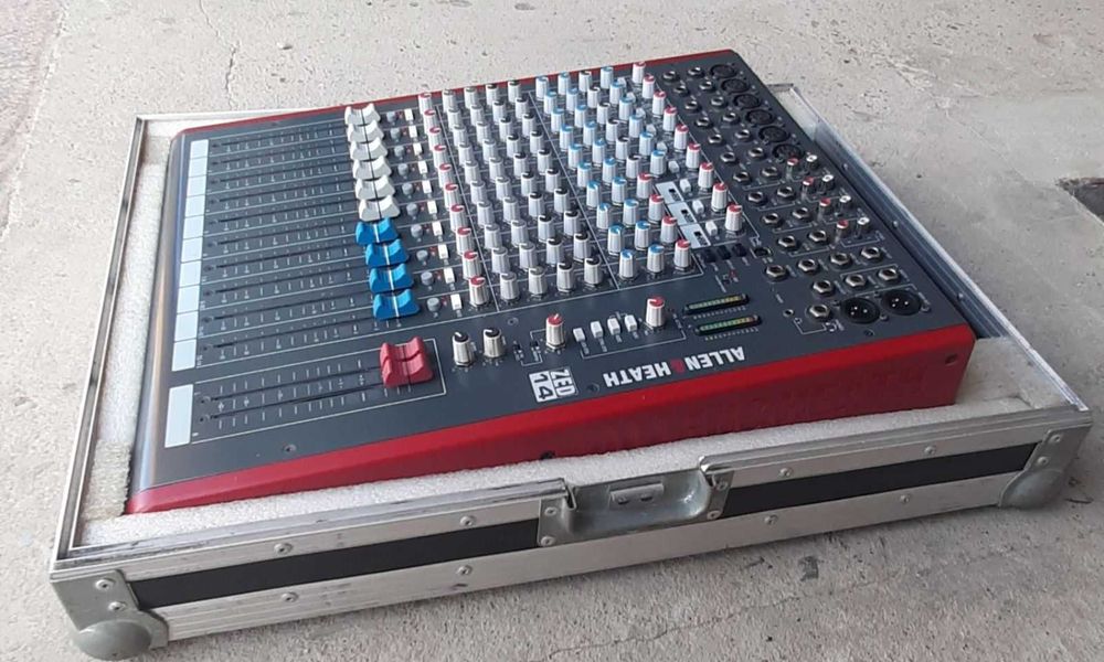 Мікшерний пульт Allen Heath ZED 14