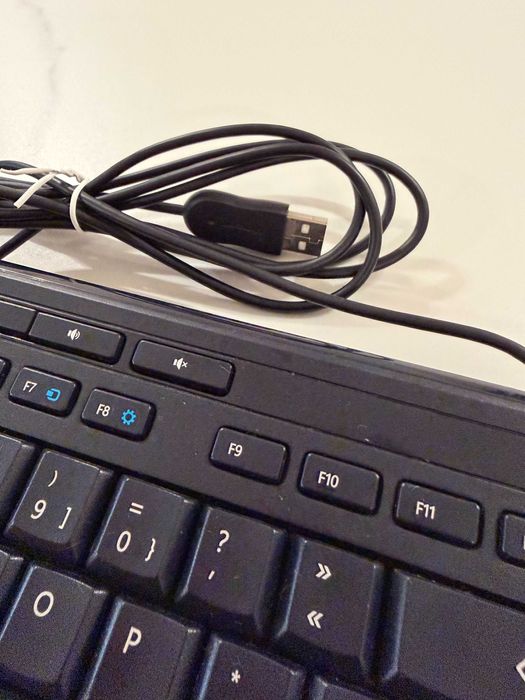 Teclado Microsoft Wired Keyboard 600 USB – Impecável