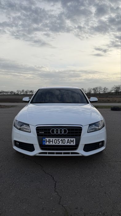 Audi A4 b8  2012