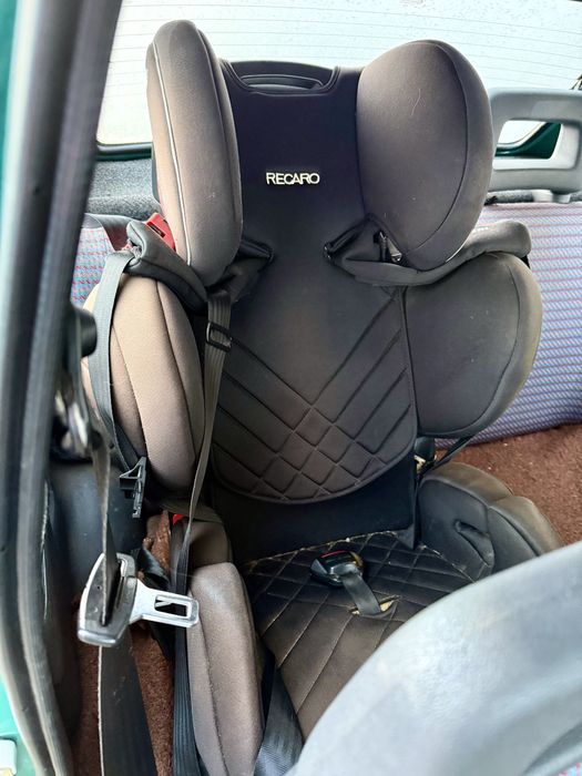 Recaro Fotelik samochodowy Young Sport Hero