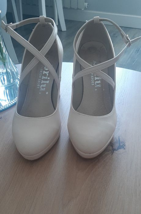 Ślubne buty BRILU