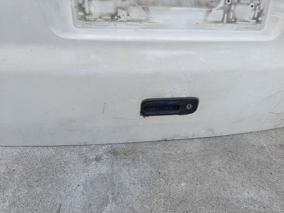Klapa pokrywa bagażnika tył VW T5 T5 lift biała