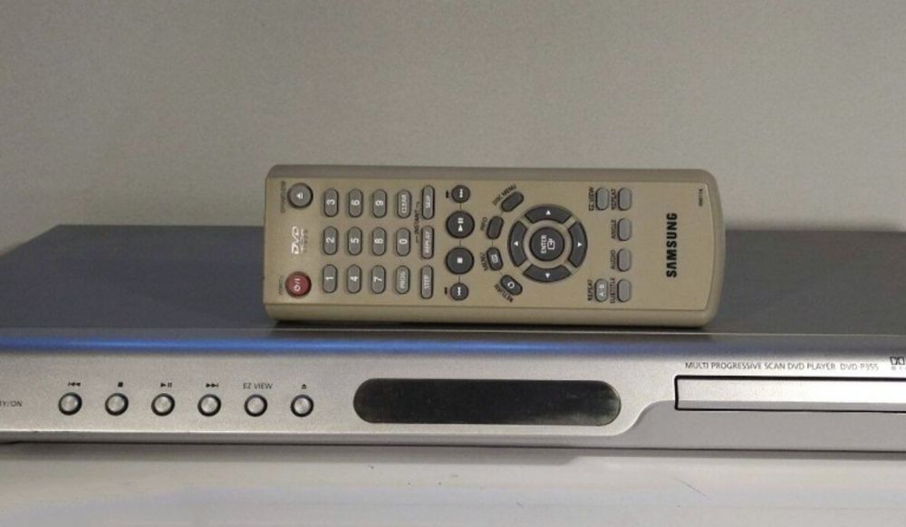 Samsung XviD pro MP4 DVD плеер
