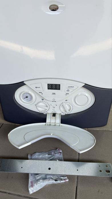 Газовий котел Ariston,двоконтурний. Clas24CF