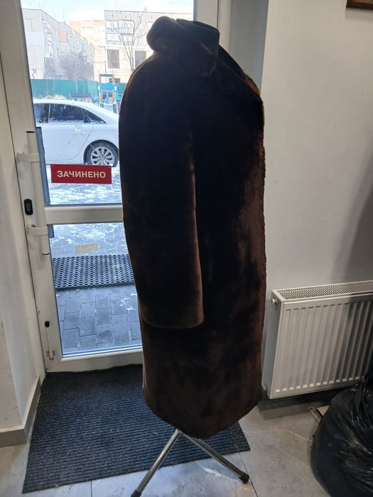 Продаю натуральну шубу з овчини