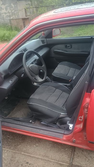 Daihatsu Applause