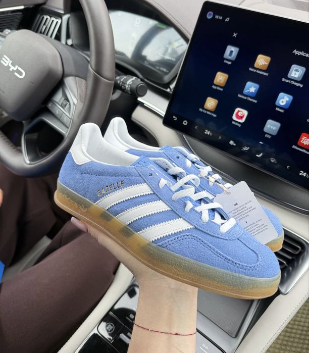 Оригінал, жіночі кросівки Adidas Gazelle Indoor (38р.)