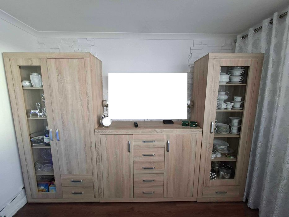 Zestaw mebli komoda witryna szafa stół