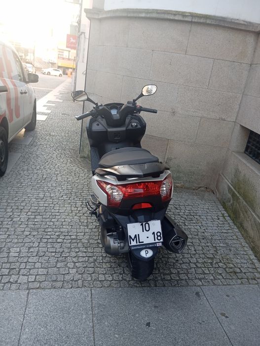 Vendo scooter KYMCO 300i