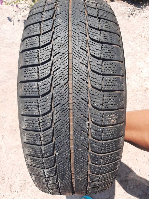 Шины с дисками зимние MICHELIN 225/55 R 17 X-ICE  4шт.