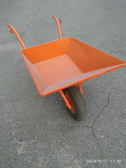 Тачка строительная б/у производства Польша