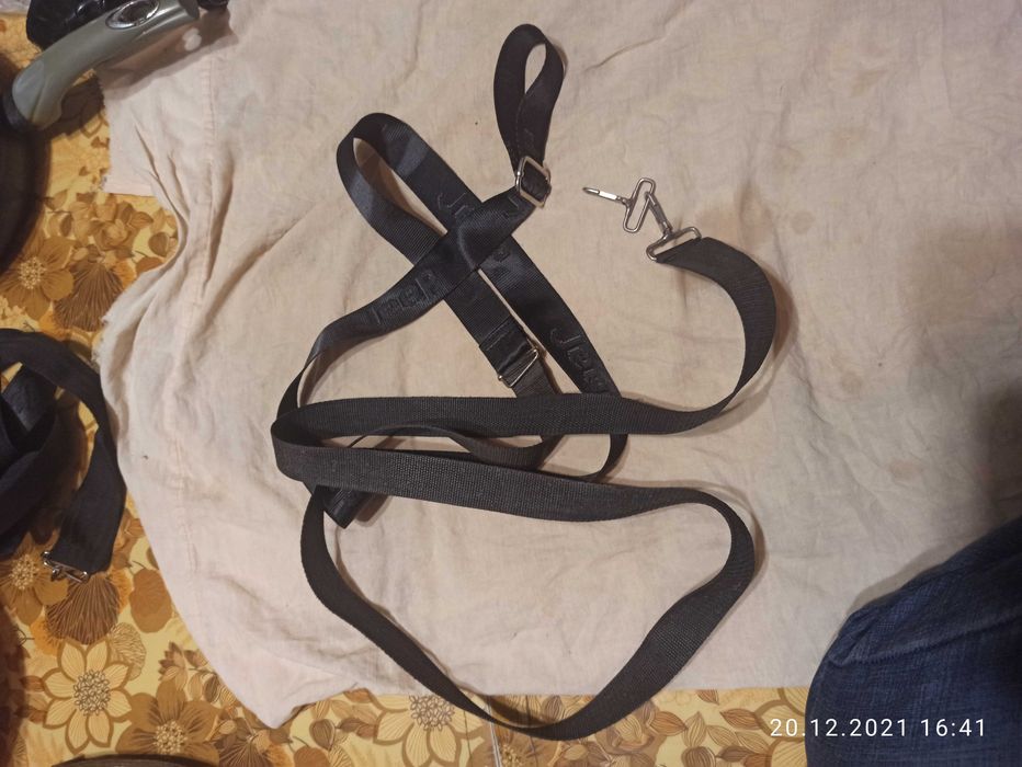 клетки с колесом для  хомячков, поводки, шлея, ошейник для собак, кота