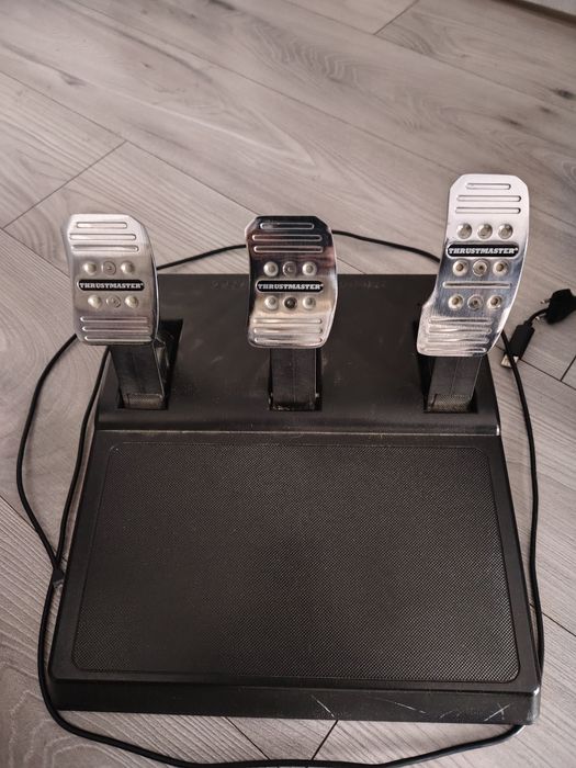 Kierownica thrustmaster tmx pro