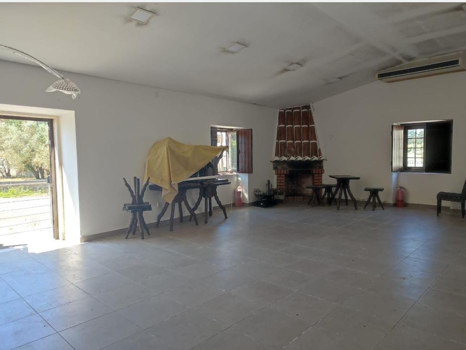 Espaço comercial ou armazém