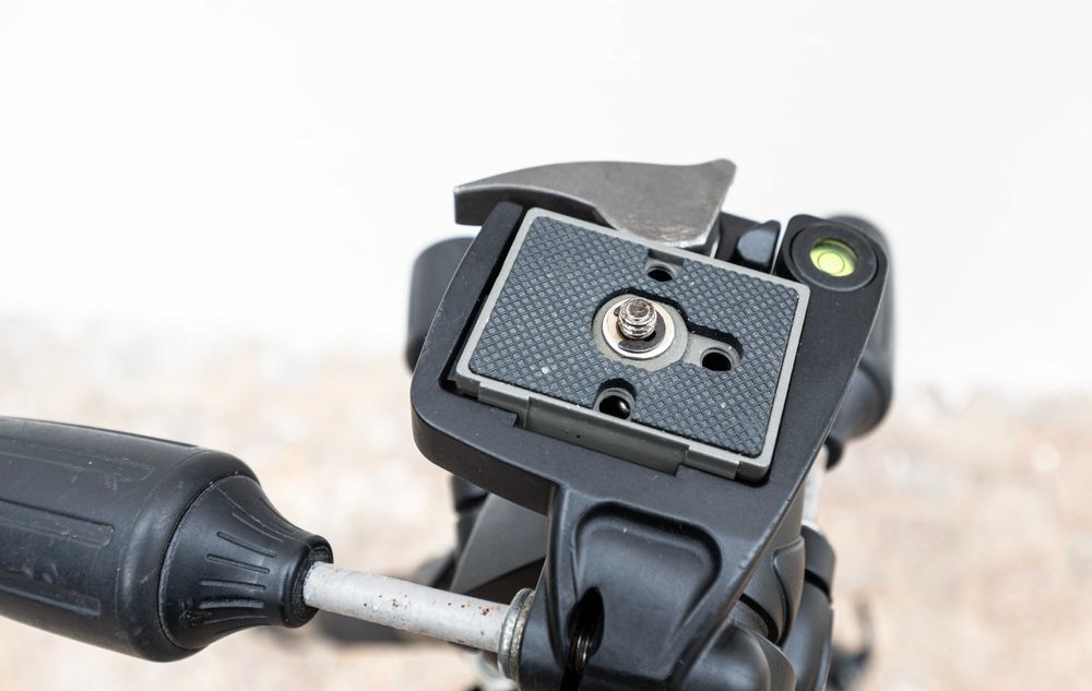 Tripé Manfrotto 190 XPROB + Cabeça tripé 804 RC2