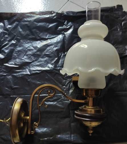 Aplique de parede rustico com chaminé