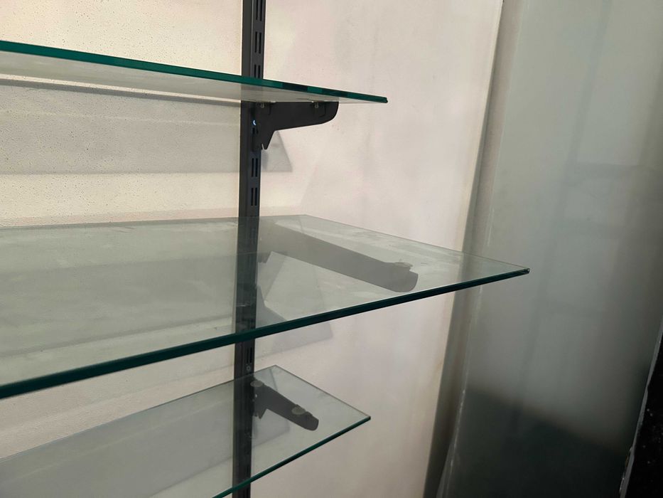 expositores e iluminação de papelaria - Liquidação total