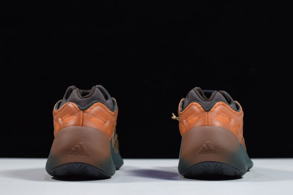 Adidas Yeezy 700 V3 Copper Fade