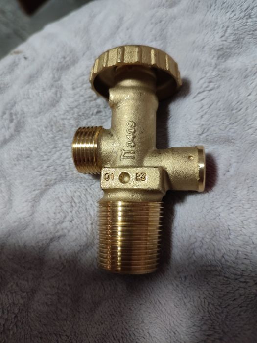 вентиль кран на газовый пропановый баллон Италия розн350/опт300