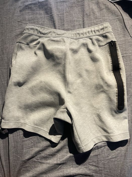 Шорти найк теч фліс