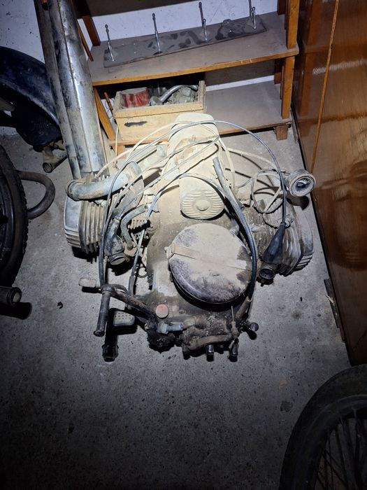 Продам мотоцикл мт 9