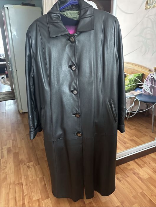 Пальто шкіряне великого розміру