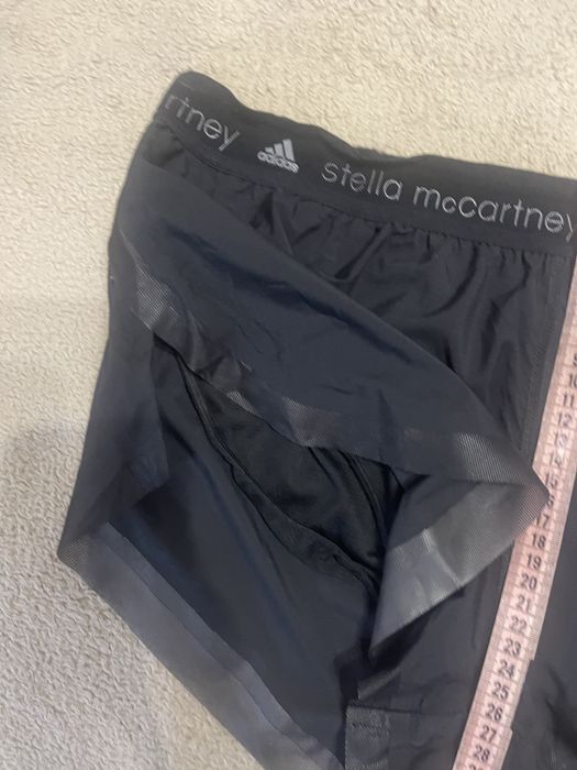 Спортивні шорти Stella McCartney.