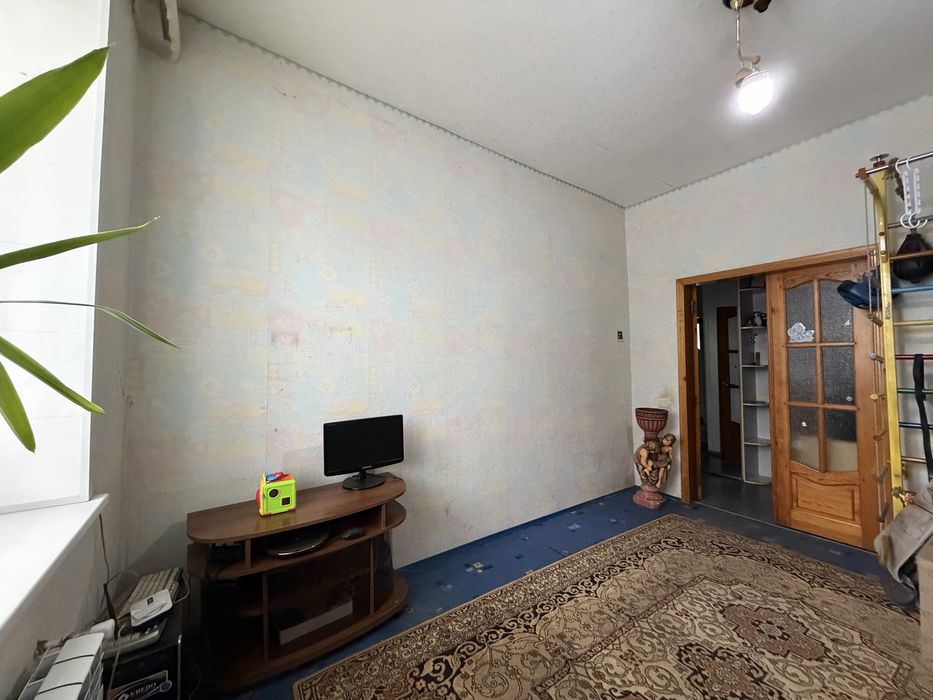 Двохкімнатна квартира, до центру 2 хв!