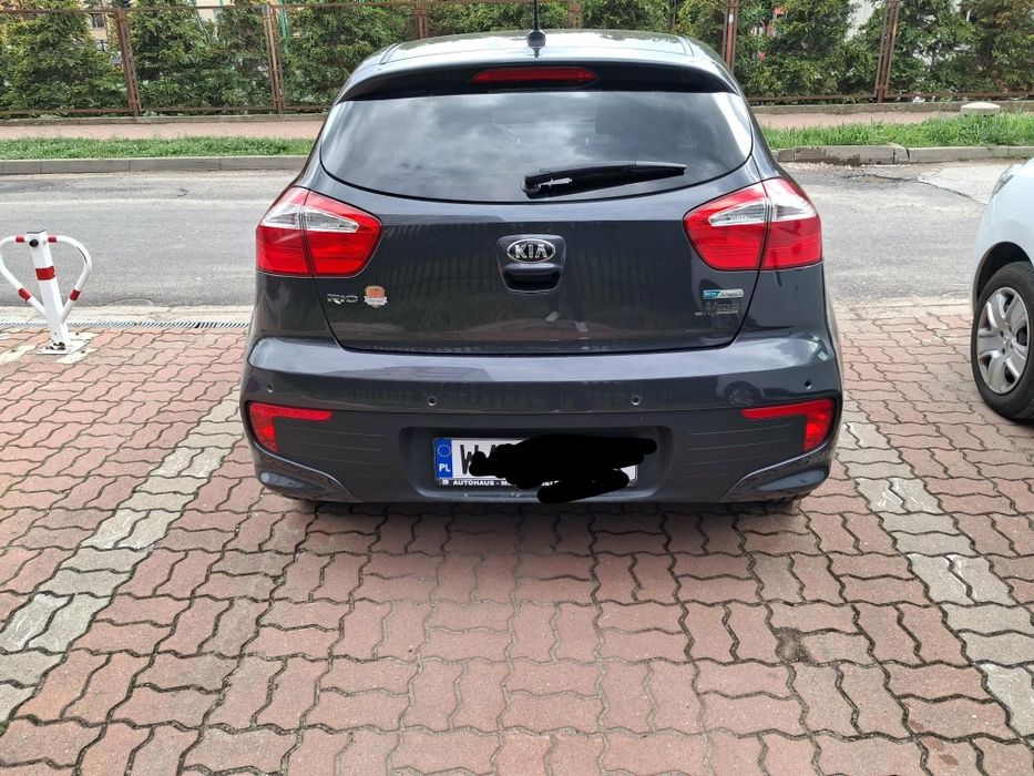 Samochód Kia Rio 2015r