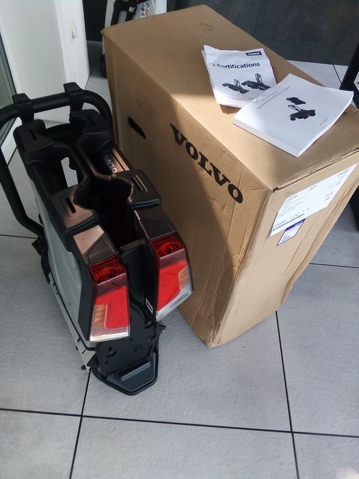Nowy Thule Easyfold xt2 na hak fix4bike.