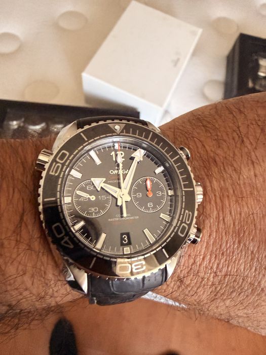omega seamaster planet ocean  chronograph novo