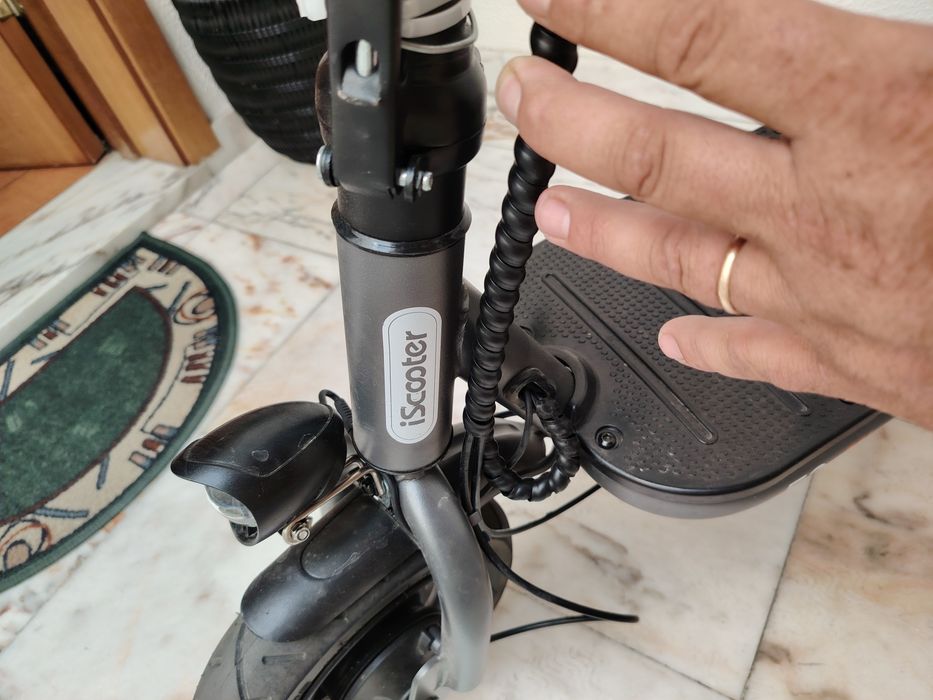 Vende-se trotinete