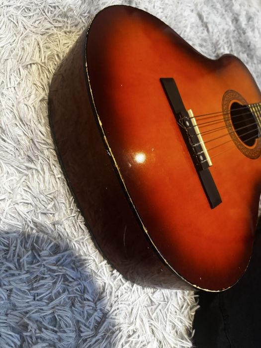 Używana gitara klasyczna 3/4
