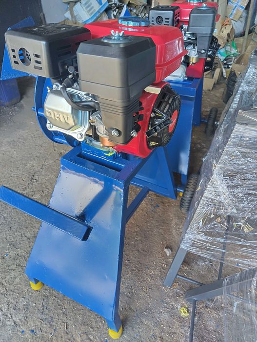 Щепорез щіпоріз веткорез бензиновый7л/с або электродвигатель 220\380