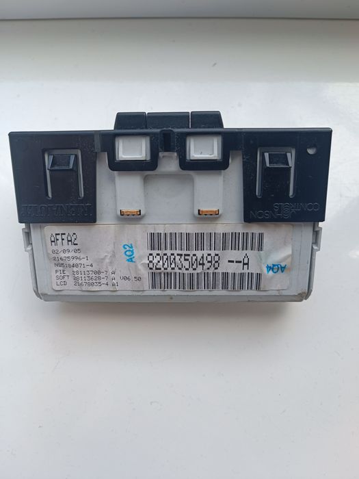 Дисплей Рено Меган 2