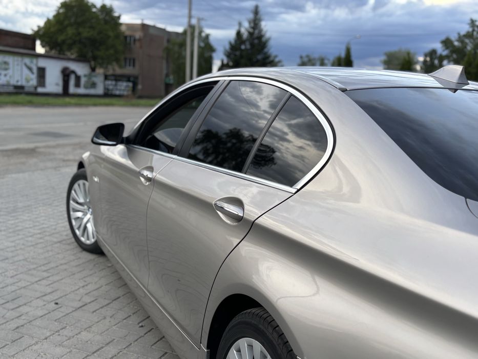Продам бмв 5 серії ф10 2011 року