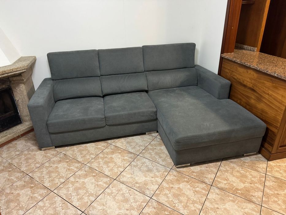 Sofa com chaise longue