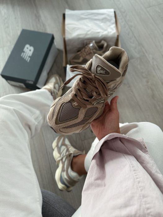 Buty New Balance 9060 Mushroom Brown