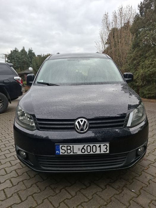 Volkswagen Caddy Maxi 2014 mały przebieg 7 osób