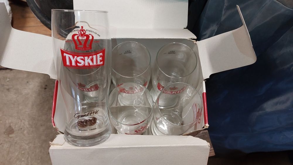 Tyskie szklanki pokale 0,3l 12 szt