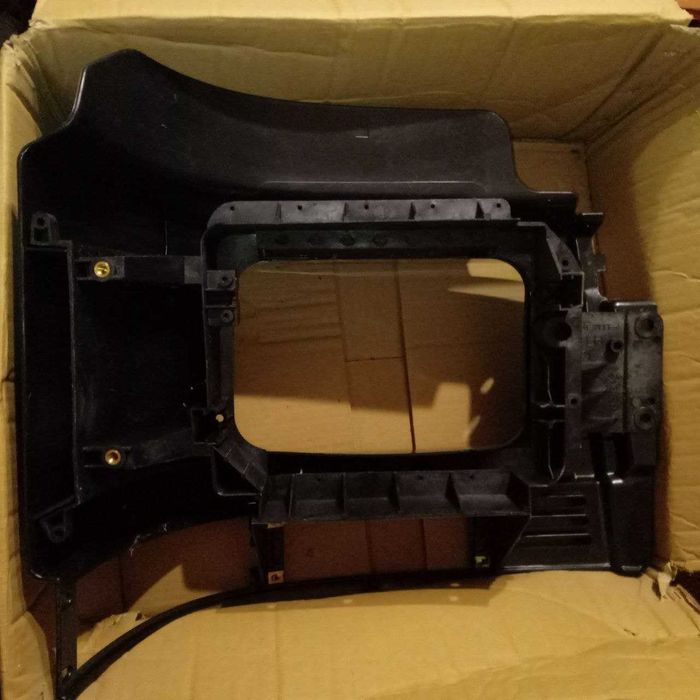 Облицовка фары Volvo FH12, производства Турция