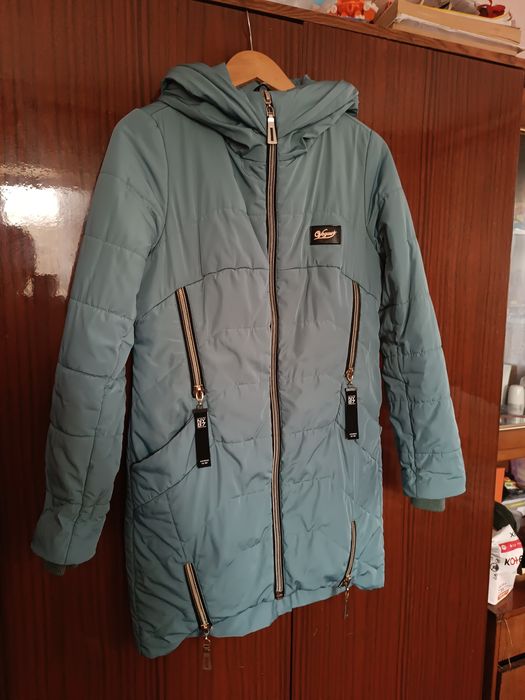 Продам куртку в хорошому стані